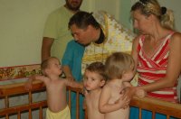 12 июля в праздник святых апостолов Петра и Павла священник Александр Назаренко совершил Таинство Крещения в Доме ребенка