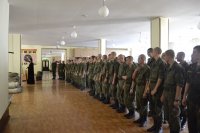 24 июля 2015 года священник Благовещенского греческого храма благословил военнослужащих в учебную командировку